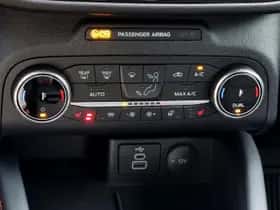 Ford Kuga (2024) thumbnail 17
