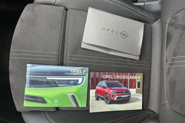 Opel Crossland (2023) thumbnail 5