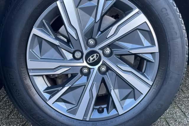 Hyundai Tucson (2021) thumbnail 12