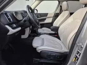 MINI Countryman (2023) thumbnail 13