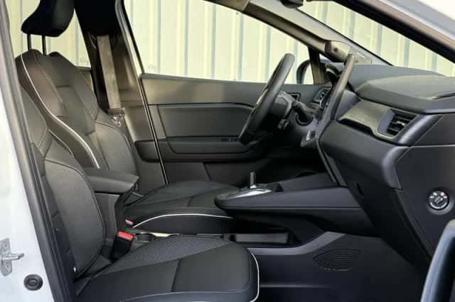 Mitsubishi Grandis (2025) thumbnail 4