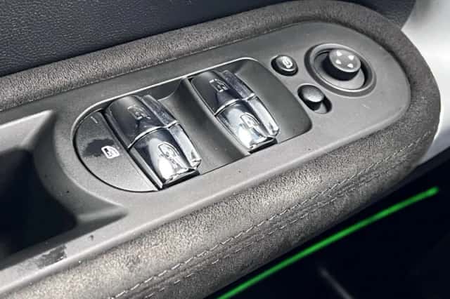 MINI Countryman (2023) thumbnail 32
