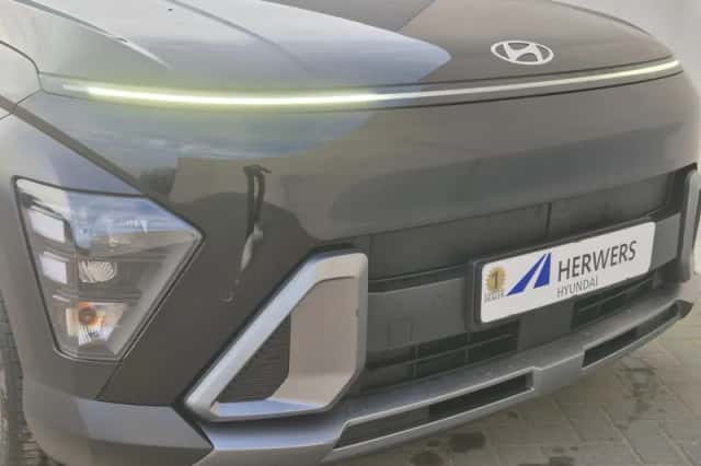 Hyundai Kona (2025) thumbnail 24