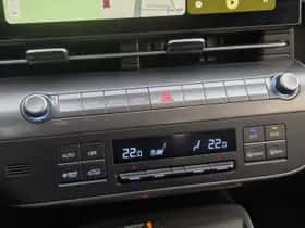 Hyundai Kona (2025) thumbnail 32