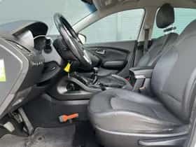 Hyundai ix35 (2016) thumbnail 30