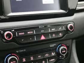 Kia Niro (2017) thumbnail 39