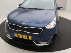 Kia Niro (2017) thumbnail 45