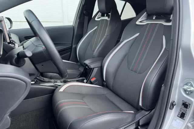 Toyota Corolla (2023) thumbnail 6
