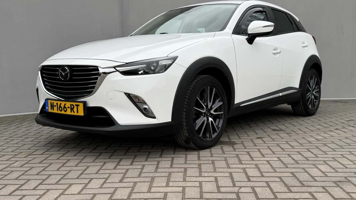 Mazda CX-3 (2018) — foto 1