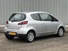 Mitsubishi Colt (2011) thumbnail 6