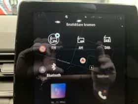 Renault Captur (2021) thumbnail 18