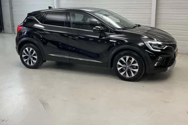 Renault Captur (2021) thumbnail 8