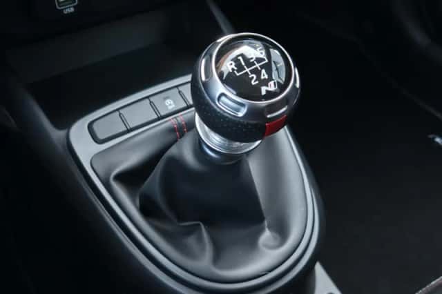 Hyundai i10 (2023) thumbnail 14