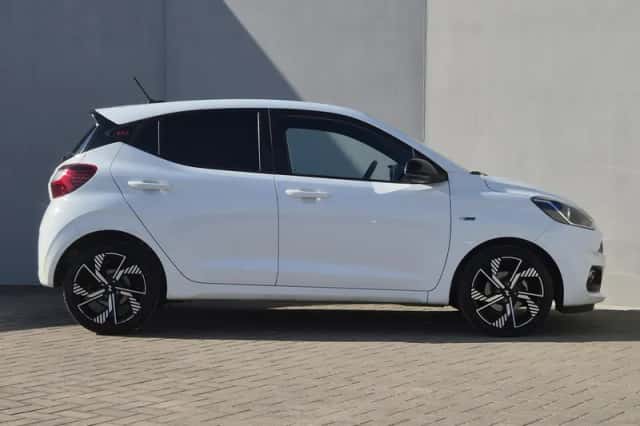 Hyundai i10 (2023) thumbnail 17