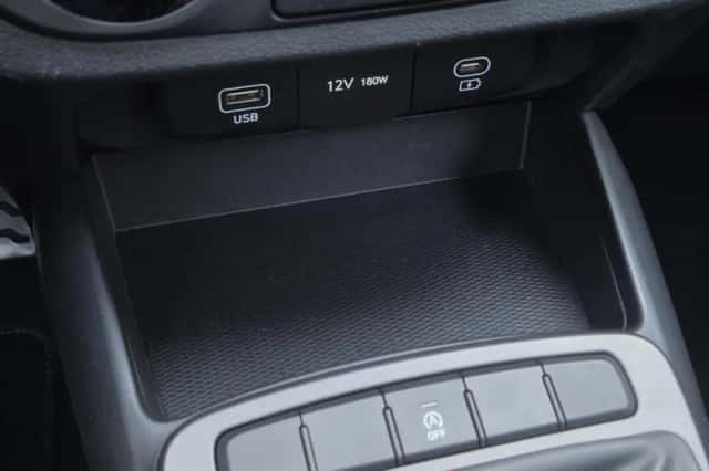 Hyundai i10 (2023) thumbnail 34