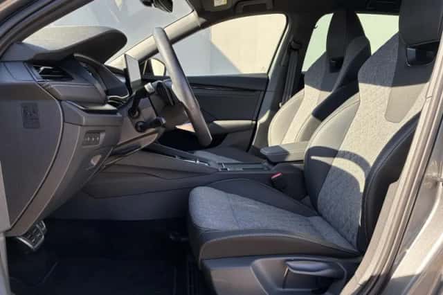 Škoda Octavia (2024) thumbnail 7