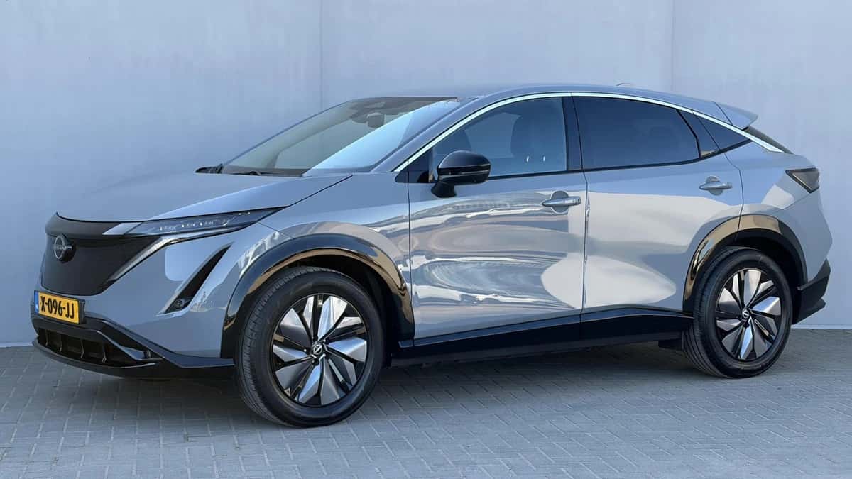 Nissan Ariya (2023) — foto 1