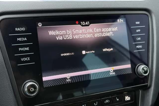 Škoda Octavia (2019) thumbnail 15
