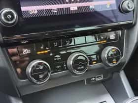 Škoda Octavia (2019) thumbnail 19