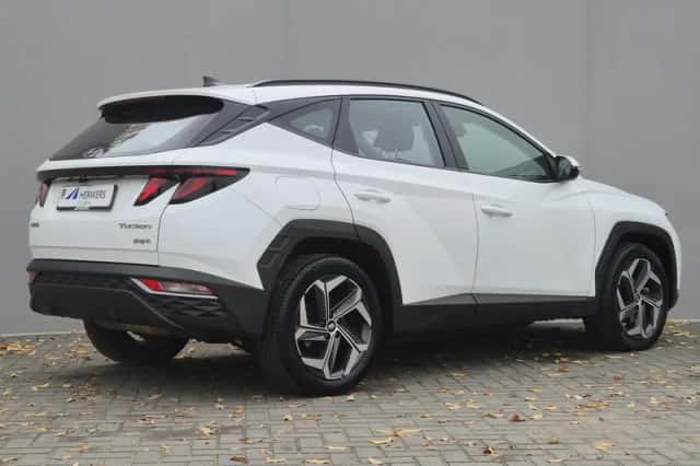 Hyundai Tucson (2022) thumbnail 3