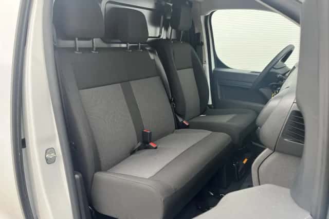 Peugeot E-Expert (2023) thumbnail 15