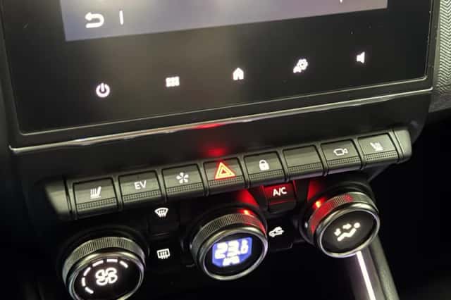 Renault Clio (2025) thumbnail 5