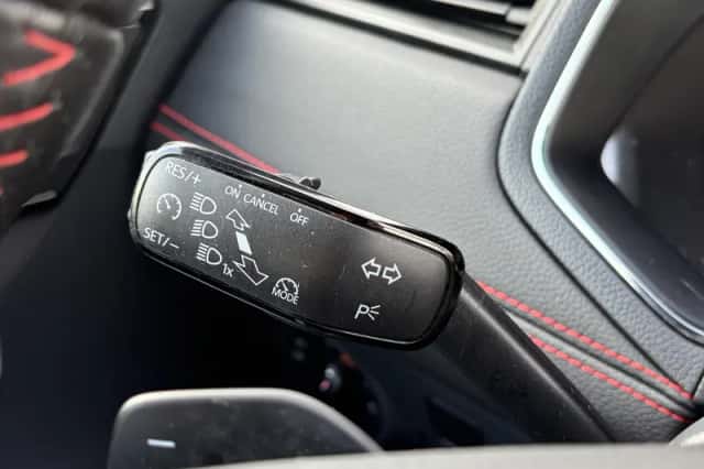 SEAT Arona (2018) thumbnail 12