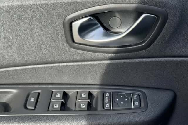 Renault Captur (2019) thumbnail 13