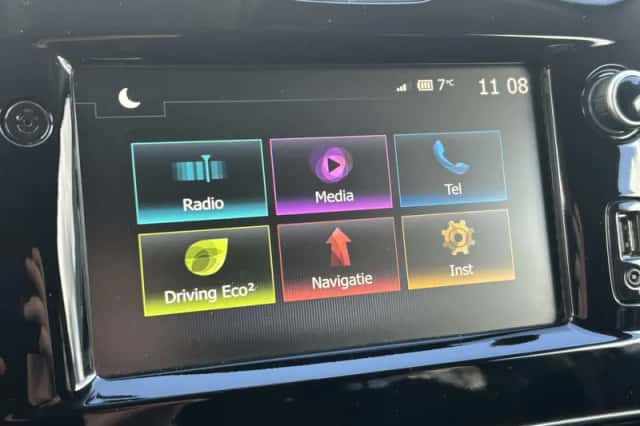 Renault Clio (2019) thumbnail 7