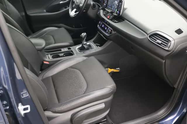 Hyundai i30 (2019) thumbnail 61
