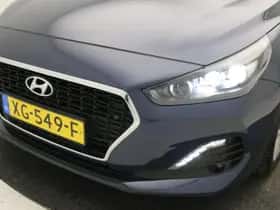 Hyundai i30 (2019) thumbnail 65