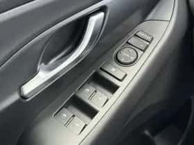 Hyundai i30 (2024) thumbnail 16