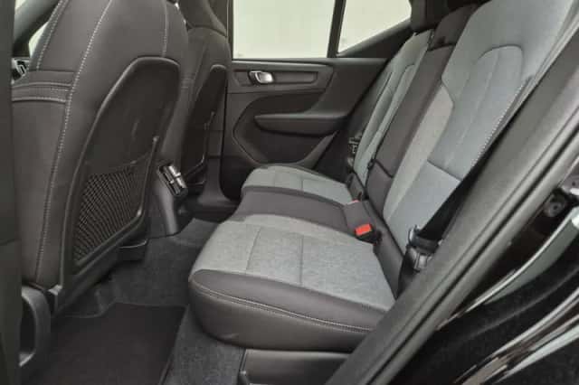 Volvo XC40 (2023) thumbnail 12