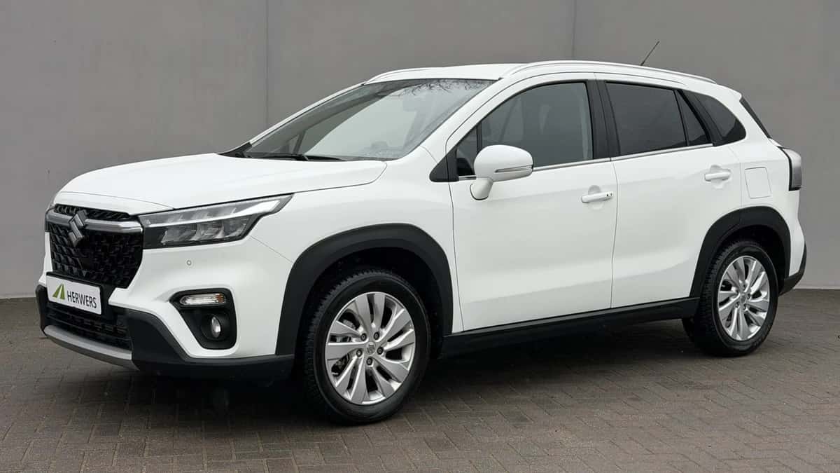 Suzuki S-Cross (2025) — foto 1