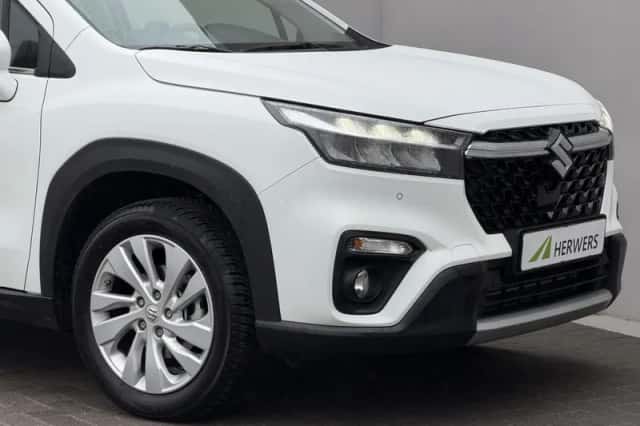 Suzuki S-Cross (2025) thumbnail 27