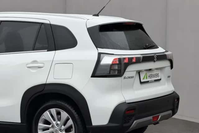 Suzuki S-Cross (2025) thumbnail 28