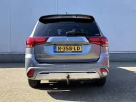 Mitsubishi Outlander (2019) thumbnail 29