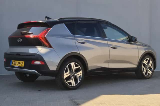 Hyundai Bayon (2022) thumbnail 3