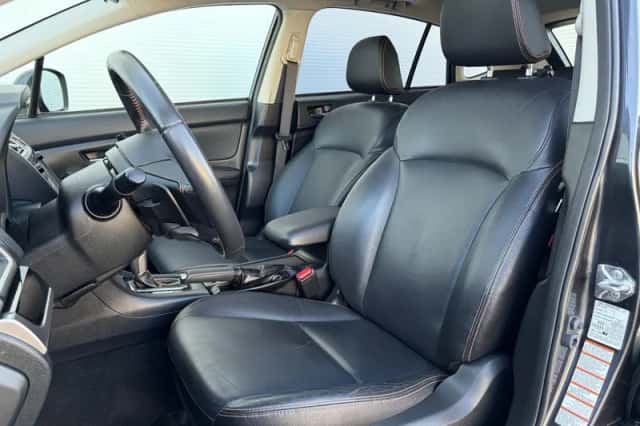 Subaru XV (2016) thumbnail 8