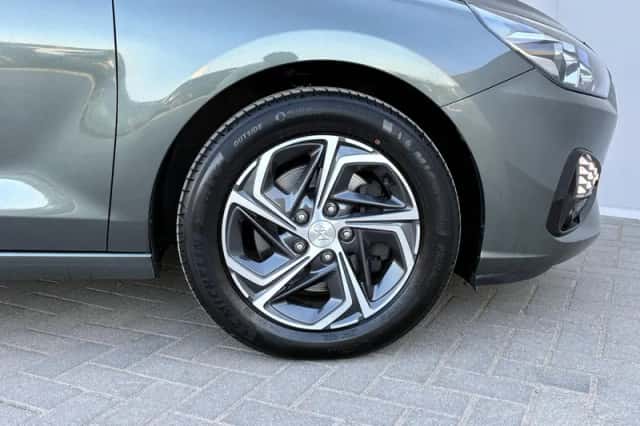 Hyundai i30 (2022) thumbnail 21