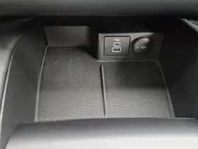 Ford Kuga (2023) thumbnail 34