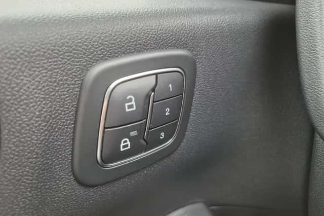 Ford Kuga (2023) thumbnail 50