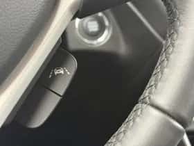 Suzuki S-Cross (2025) thumbnail 23