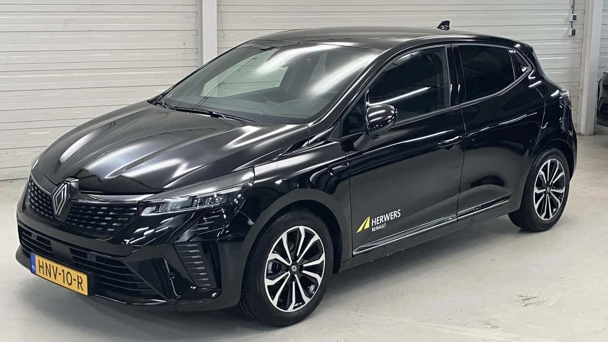 Renault Clio (2025) — foto 1
