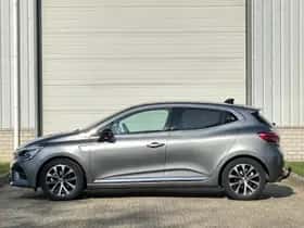 Renault Clio (2023) thumbnail 29