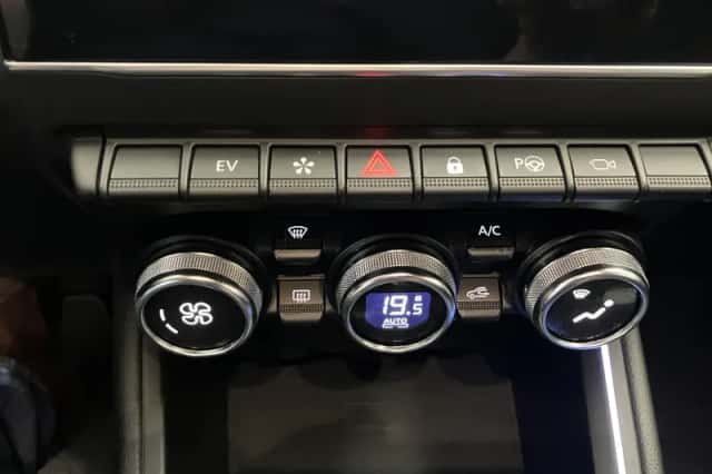 Renault Clio (2024) thumbnail 19