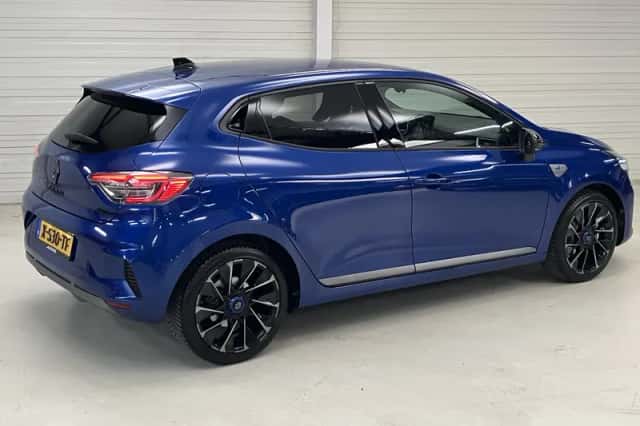 Renault Clio (2024) thumbnail 3