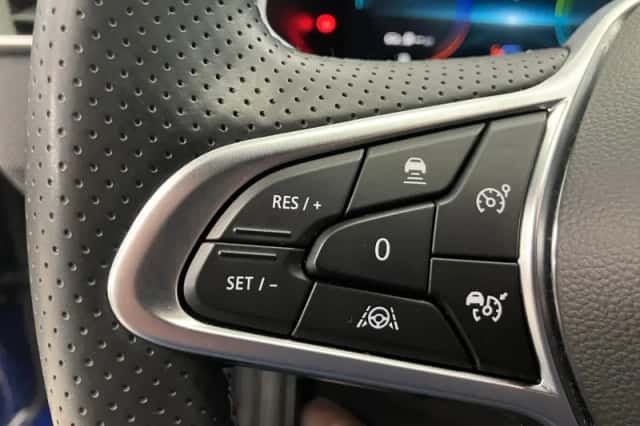 Renault Clio (2024) thumbnail 23