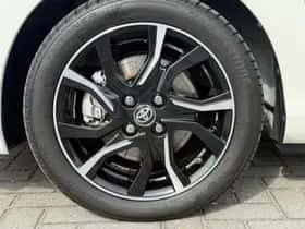 Toyota Yaris (2017) thumbnail 19