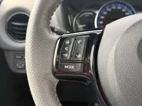 Toyota Yaris (2017) thumbnail 36